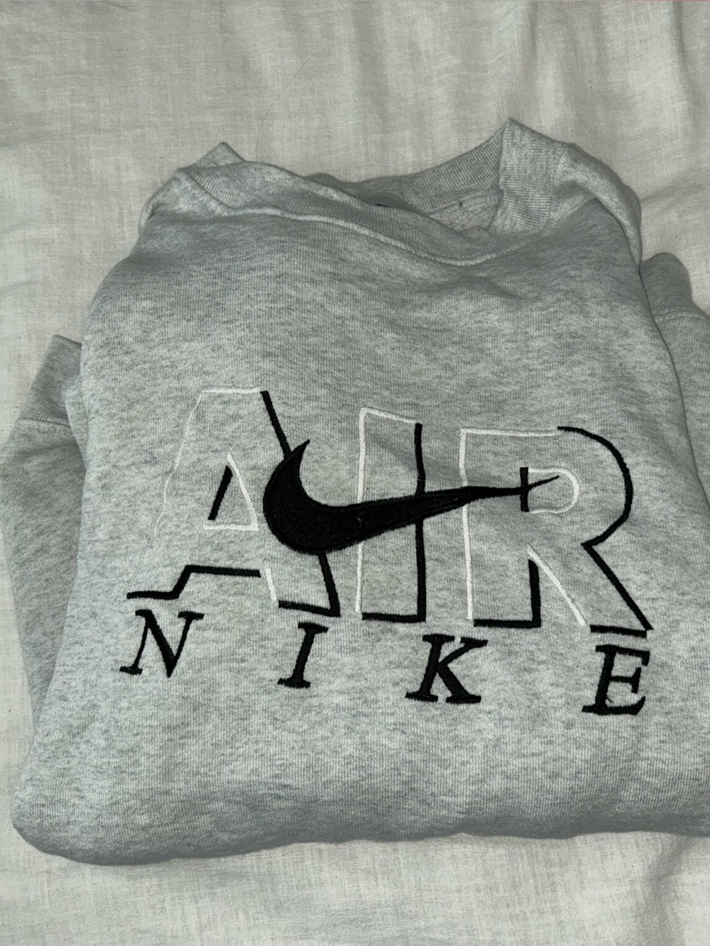 Nike Light Gray Crewneck Sweatshirt with Black Swoosh